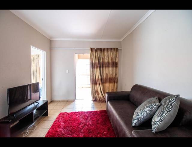 2 BEDROOM PROPERTY TO RENT IN POMONA